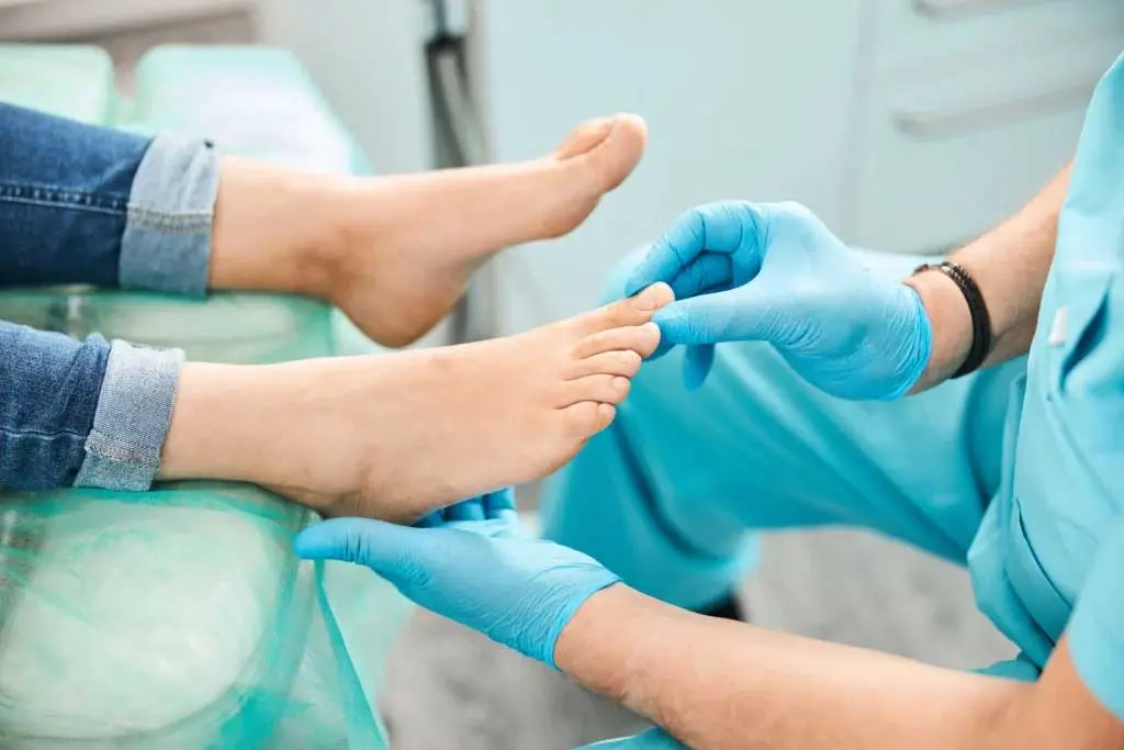 painful problems with an ingrown nail solved with scaled 1